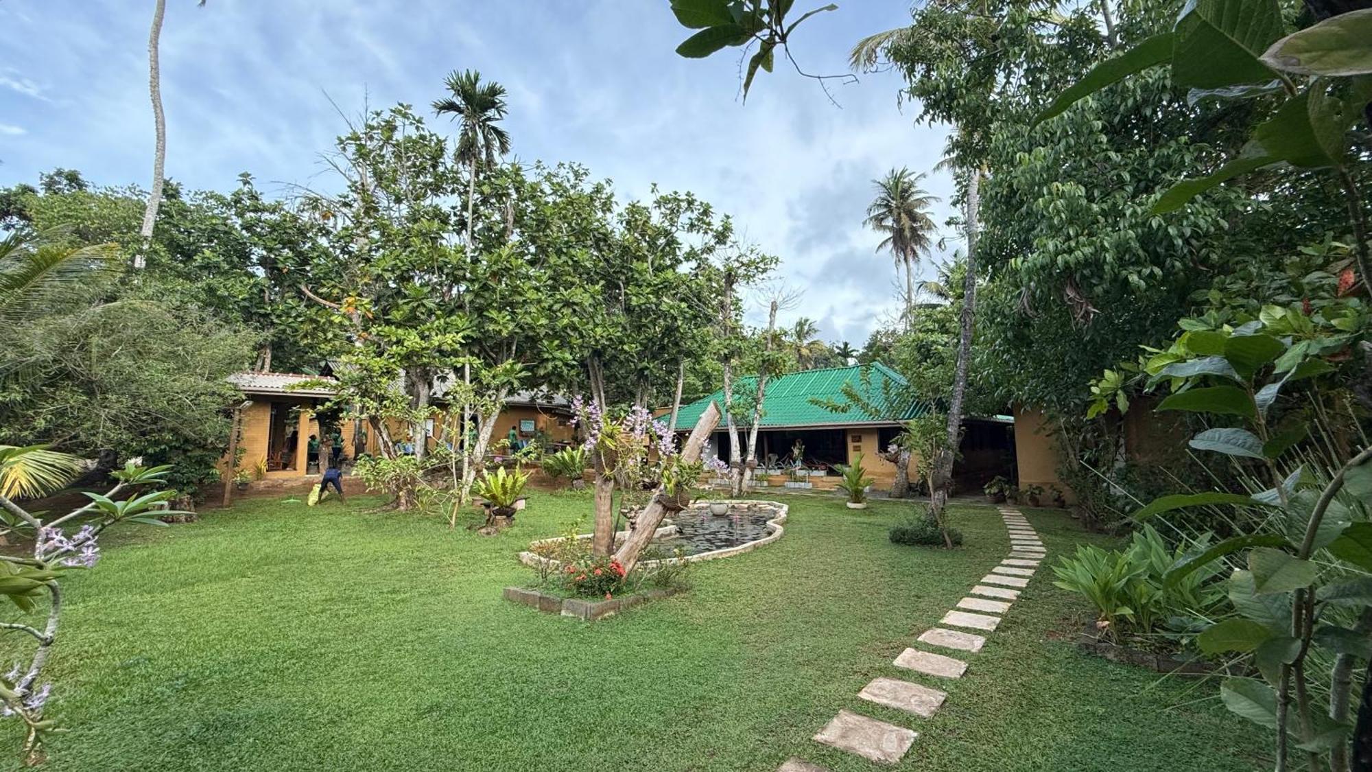 Soul Wellness And Ayurveda Resort Dikwella Exterior foto